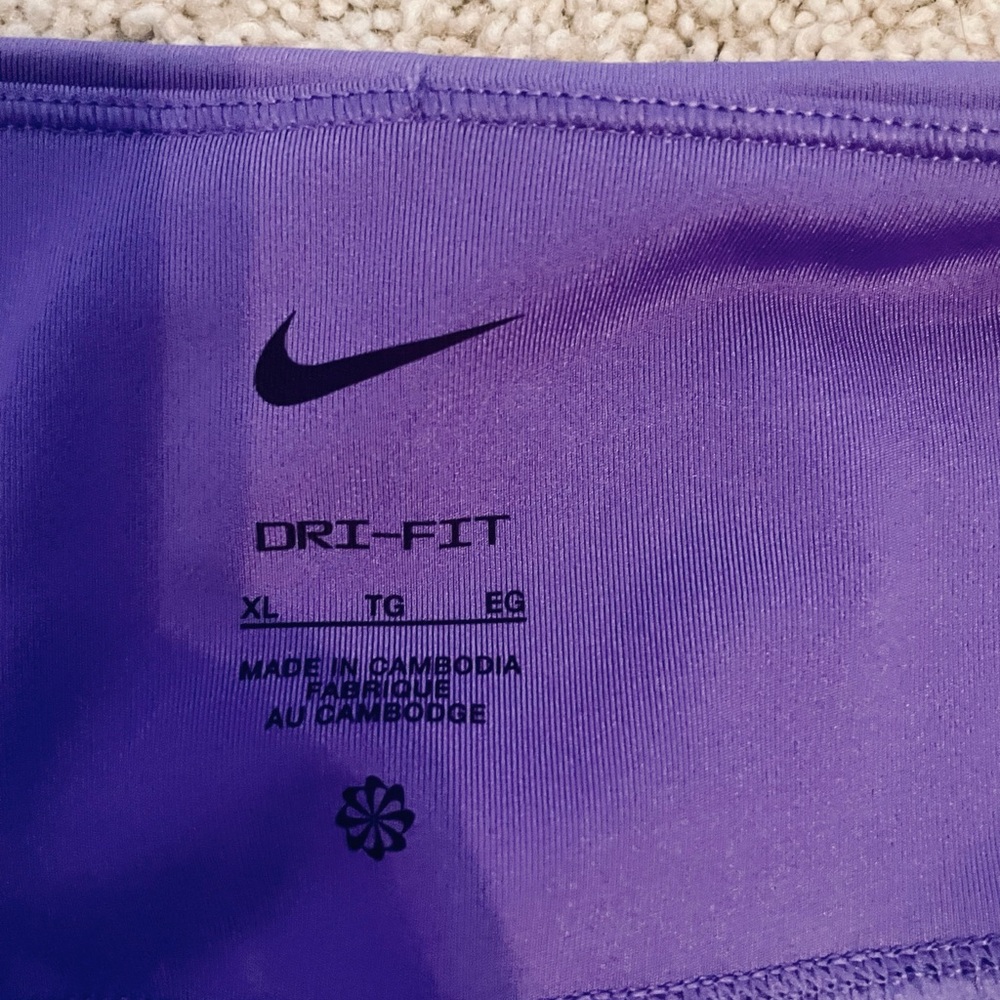 Nike dry fit women's bike shorts XL